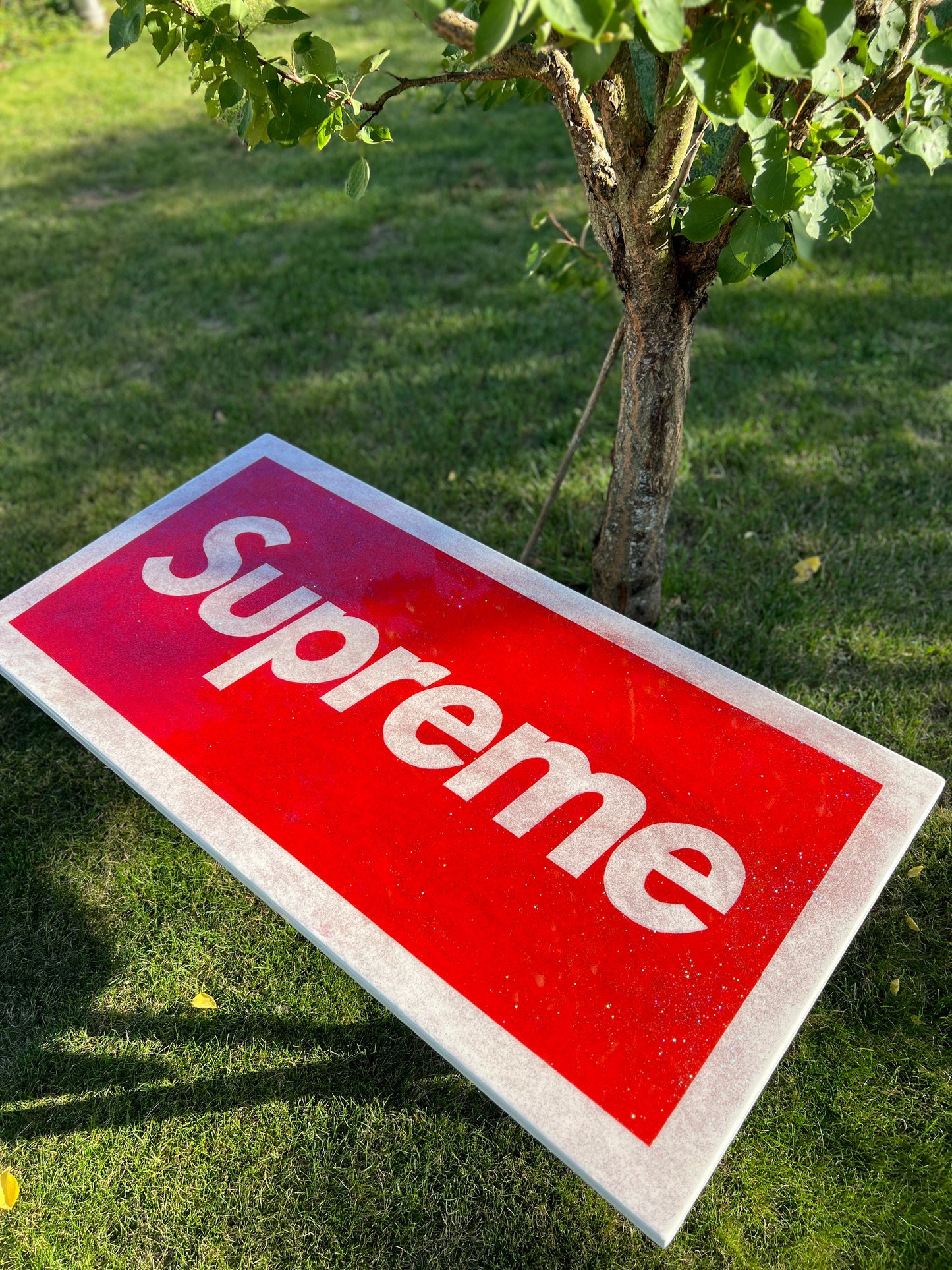 Supreme Couchtisch