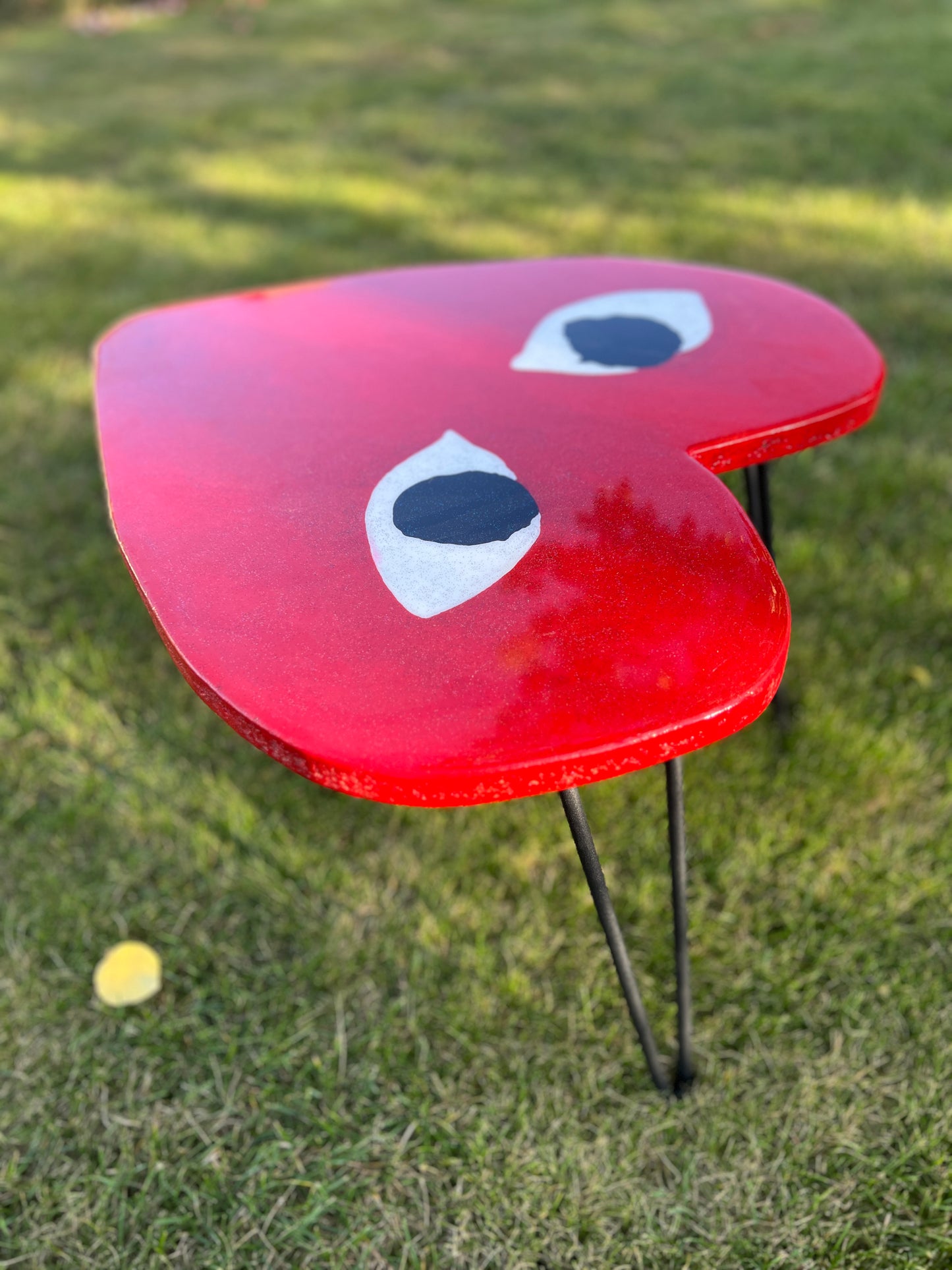 CdG Heart Coffee table